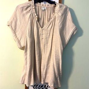 Wonderly large cream top